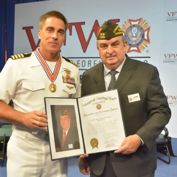 Captain Chris Cassidy Receiving the VFW Aeronautics and Aerospace Award Veterans of Foreign Wars (VFW) officials pinning the Aeronautics and Aerospace Award on Navy SEAL and NASA Astronaut Chris Cassidy during a formal ceremony in Louisville, KY.